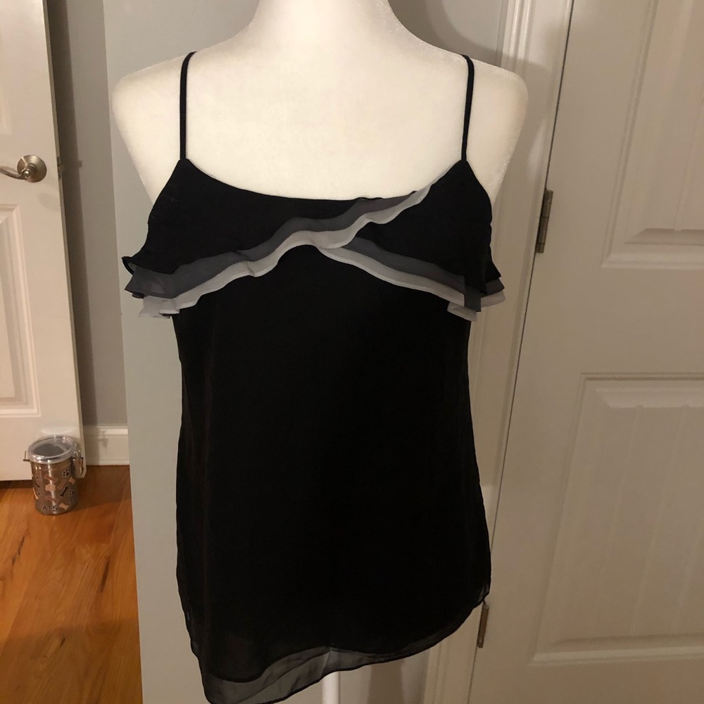 EXPRESS. NWT Top. Size S